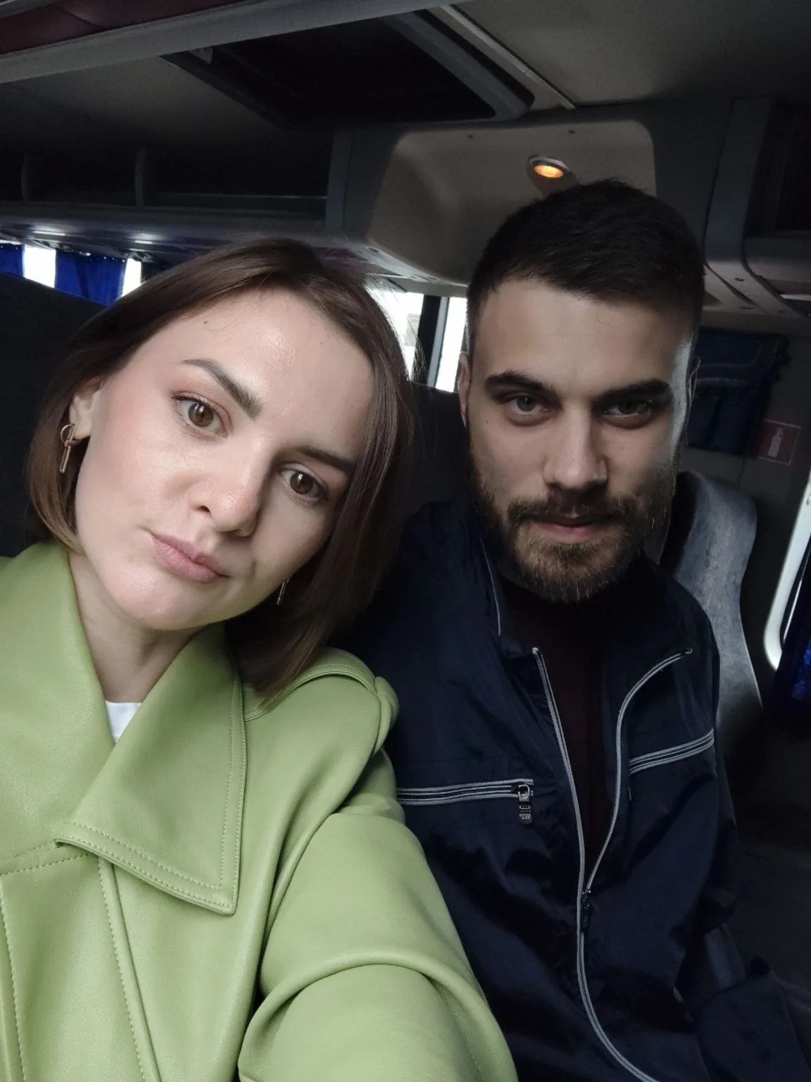 Селфи вдвоём в дороге